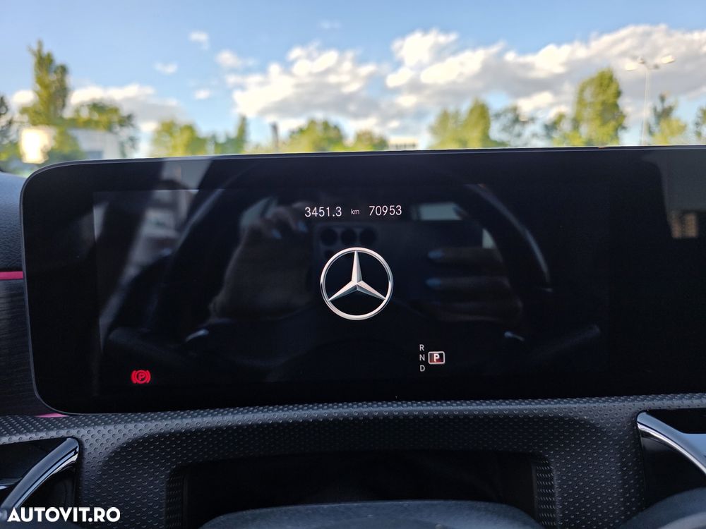 Mercedes-Benz A 180 - 23