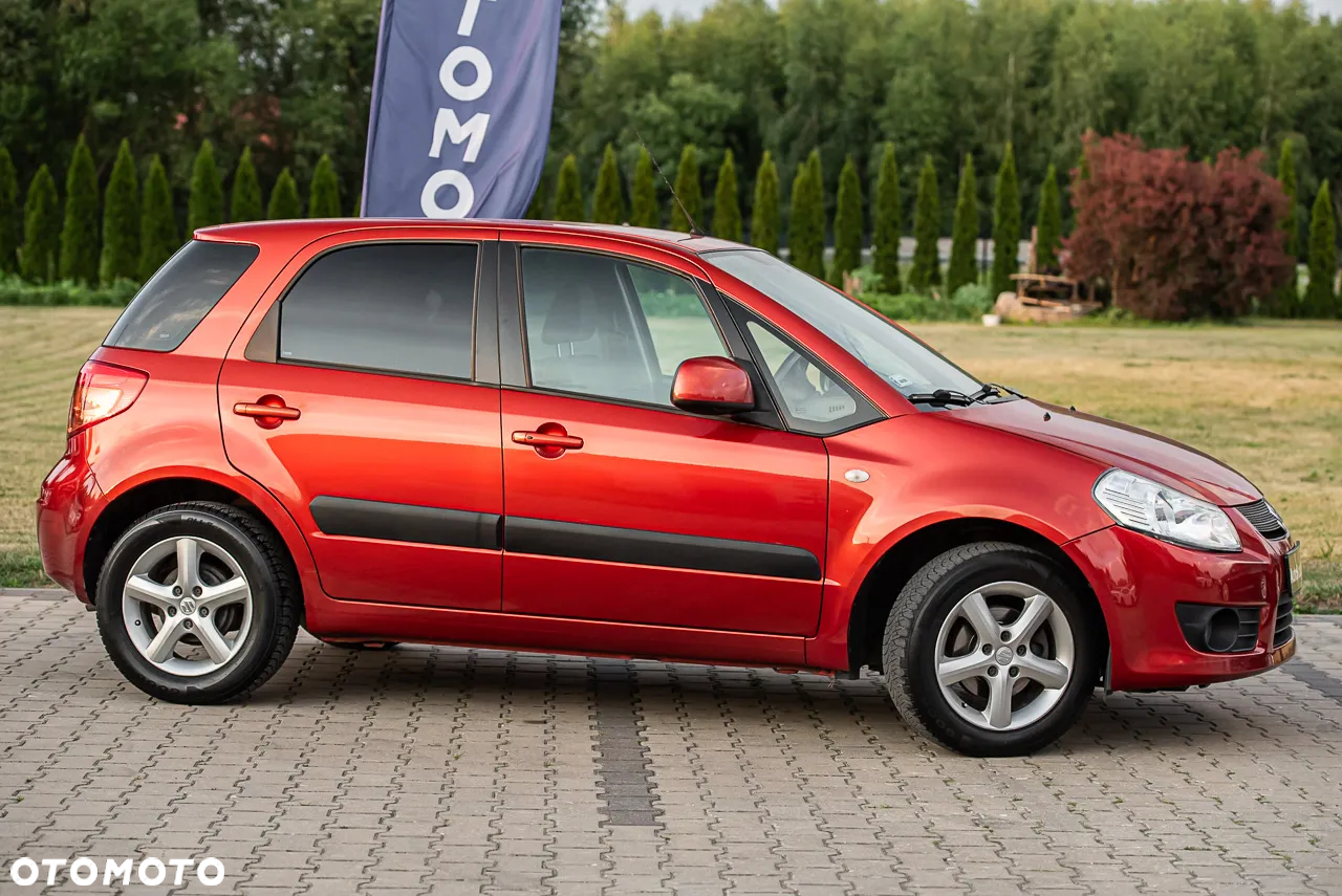 Suzuki SX4 1.6 Premium - 14