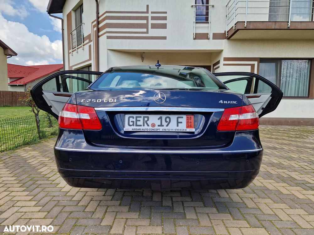 Mercedes-Benz E 250 CDI 4MATIC 7G-TRONIC Elegance - 33