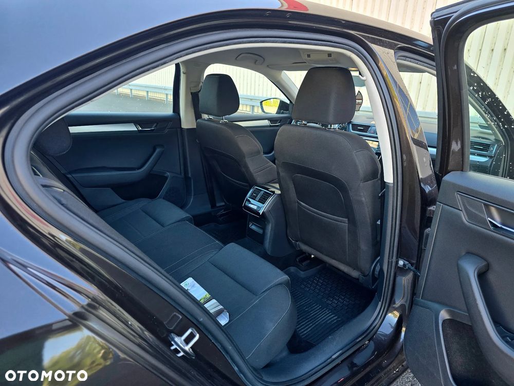 Skoda Superb 1.8 TSI Style - 11