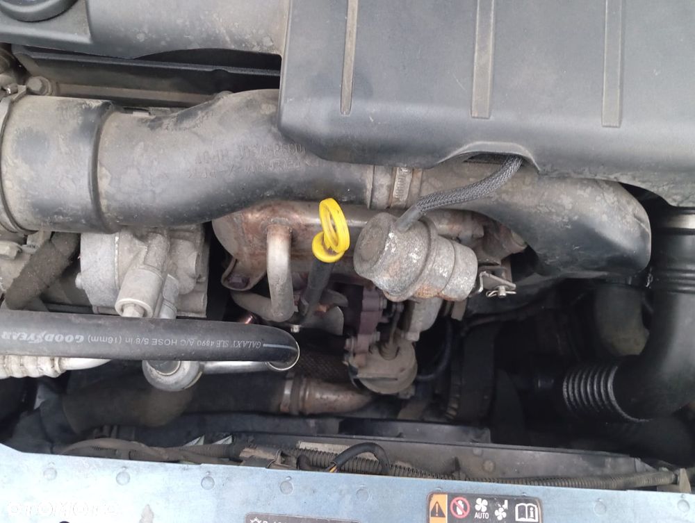 Opel Astra 1.7 CDTI Sport - 11