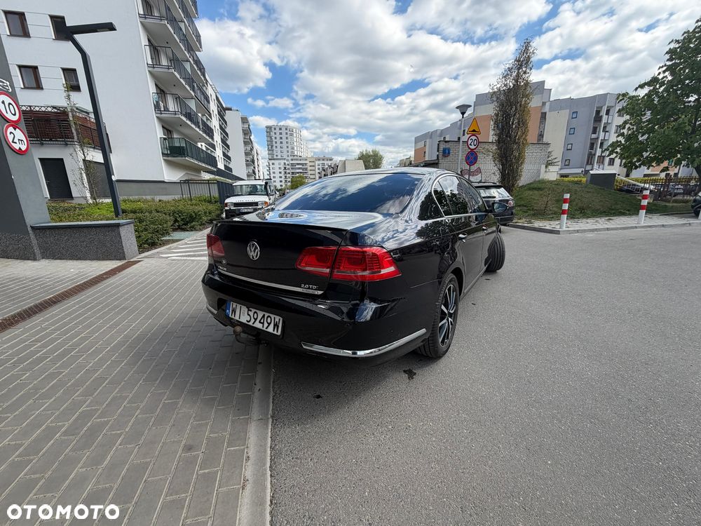 Volkswagen Passat 2.0 TDI Highline R-Style DSG - 5