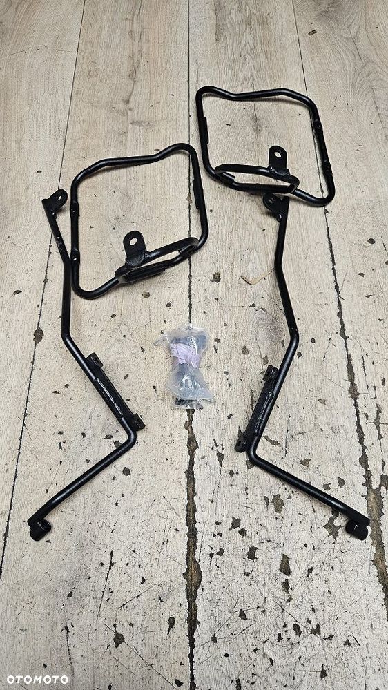 Stelaż pod sakwy boczne Kappa TST4118K Kawasaki Z900 (17-23) - 2