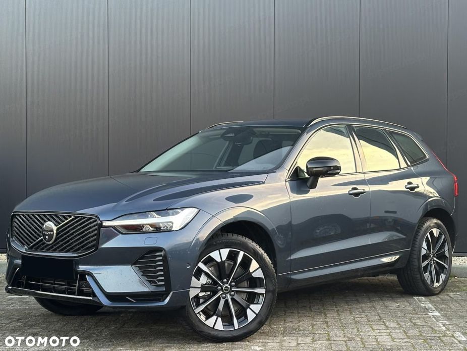 Volvo XC 60 B5 B AWD Ultra Dark - 2