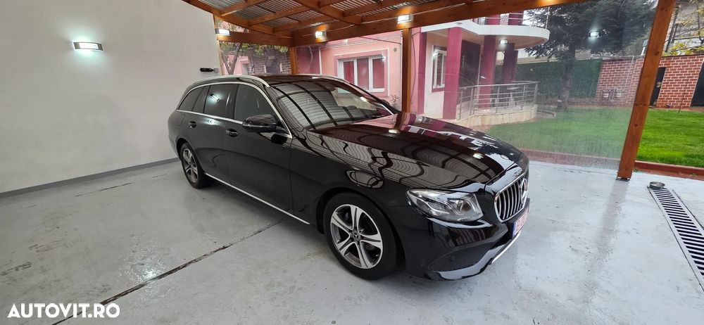 Mercedes-Benz E 220 d T 9G-TRONIC AMG Line - 3