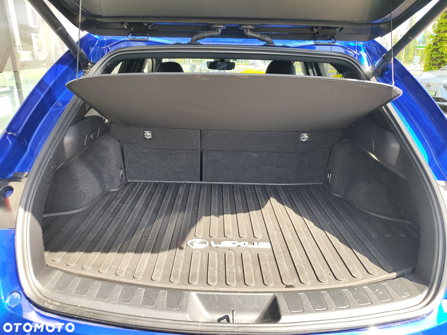 Lexus UX - 18