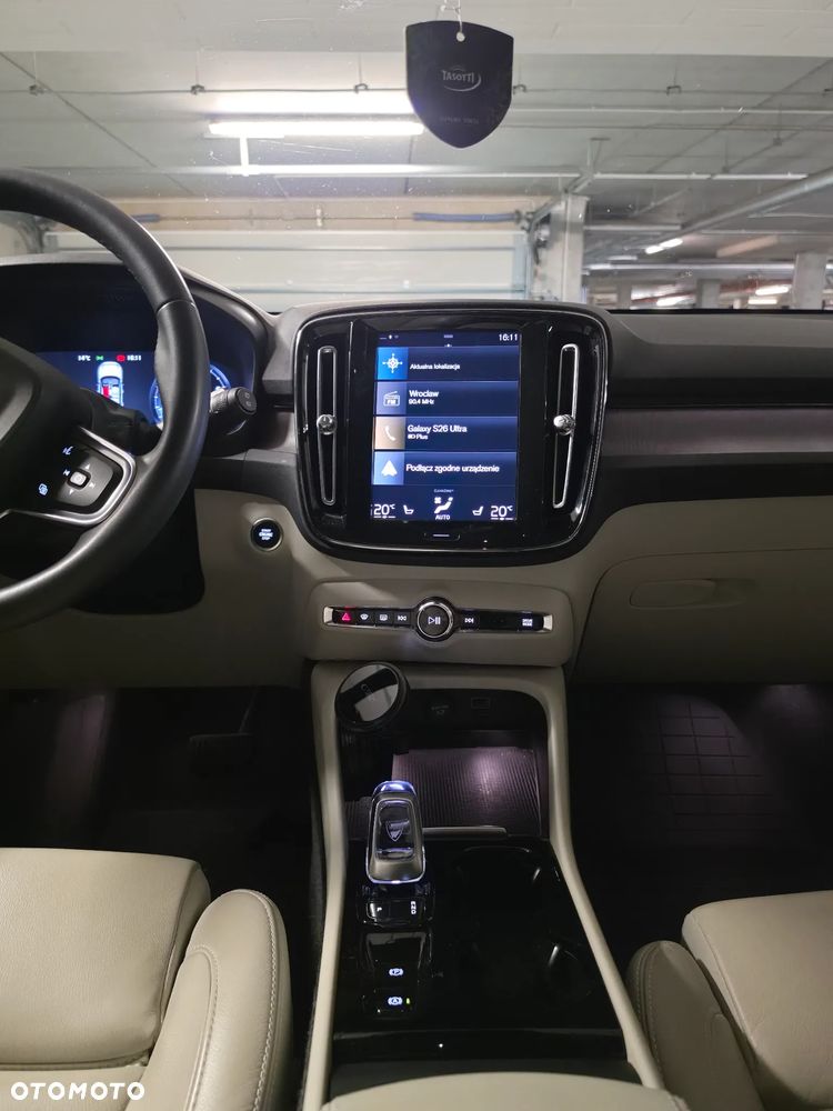 Volvo XC 40 T4 AWD Geartronic Inscription - 11