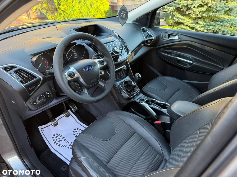 Ford Kuga 2.0 TDCi 4x4 Titanium - 9