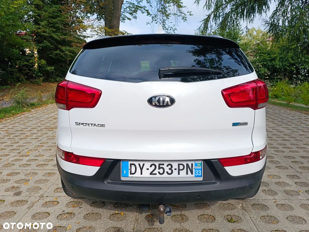 Kia Sportage 1.7 CRDI 2WD Dream-Team Edition - 12