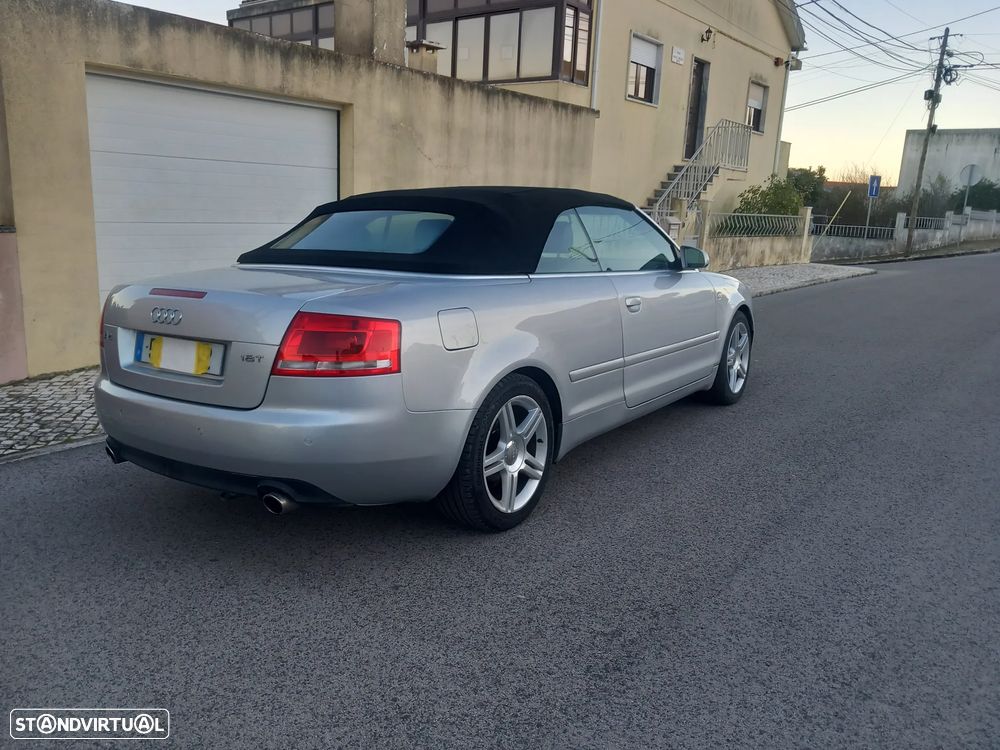 Audi A4 Cabrio 1.8 T Exclusive - 1