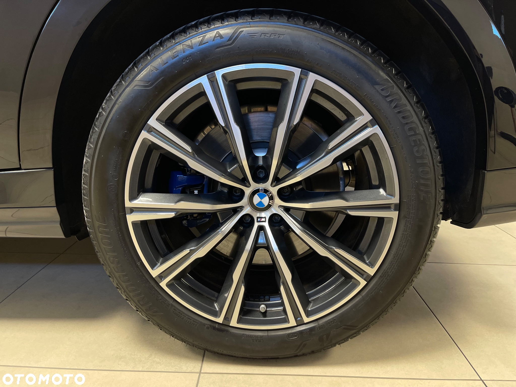 BMW X6 xDrive40d mHEV - 36