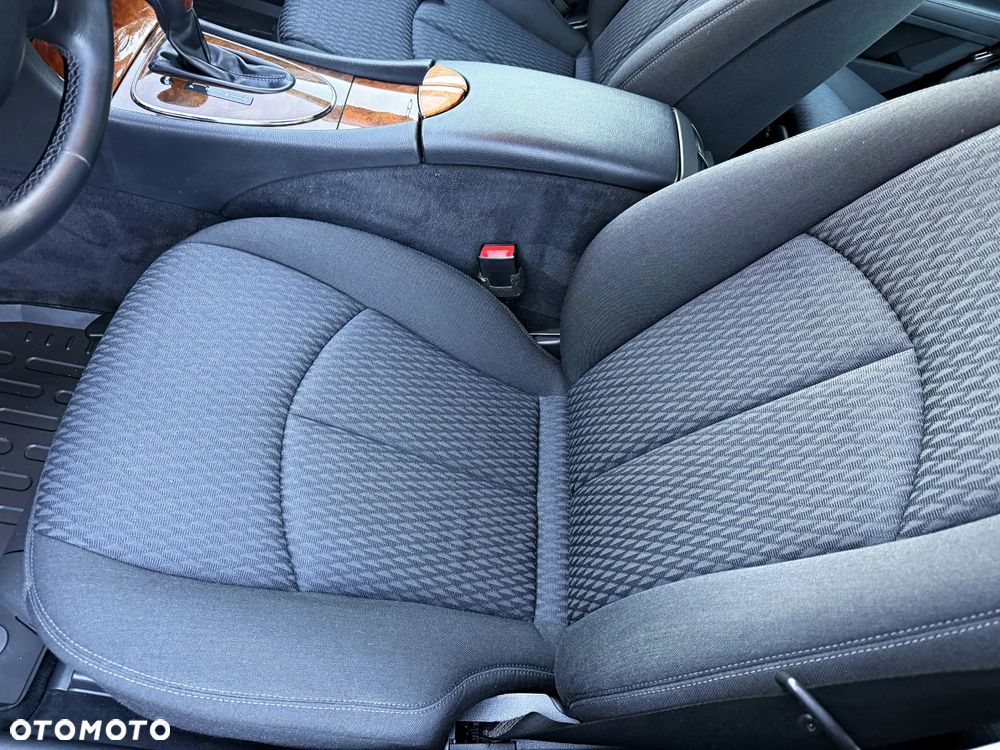 Mercedes-Benz Klasa E 200 Kompressor Automatik Elegance - 36