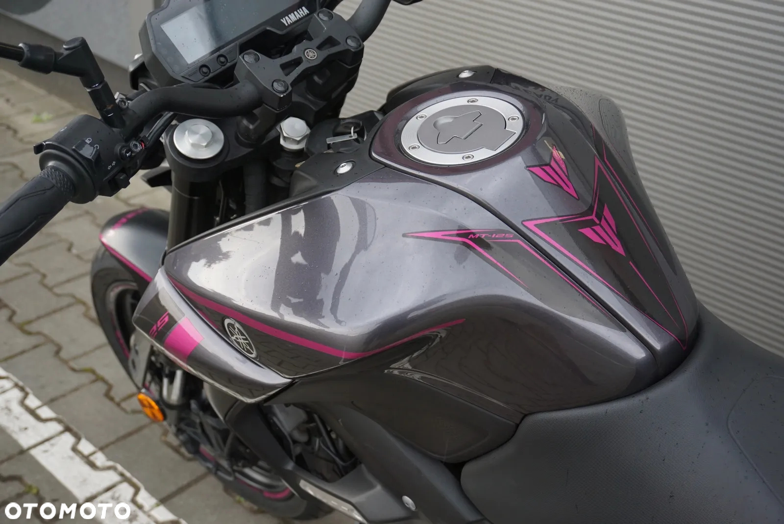 Yamaha MT - 17