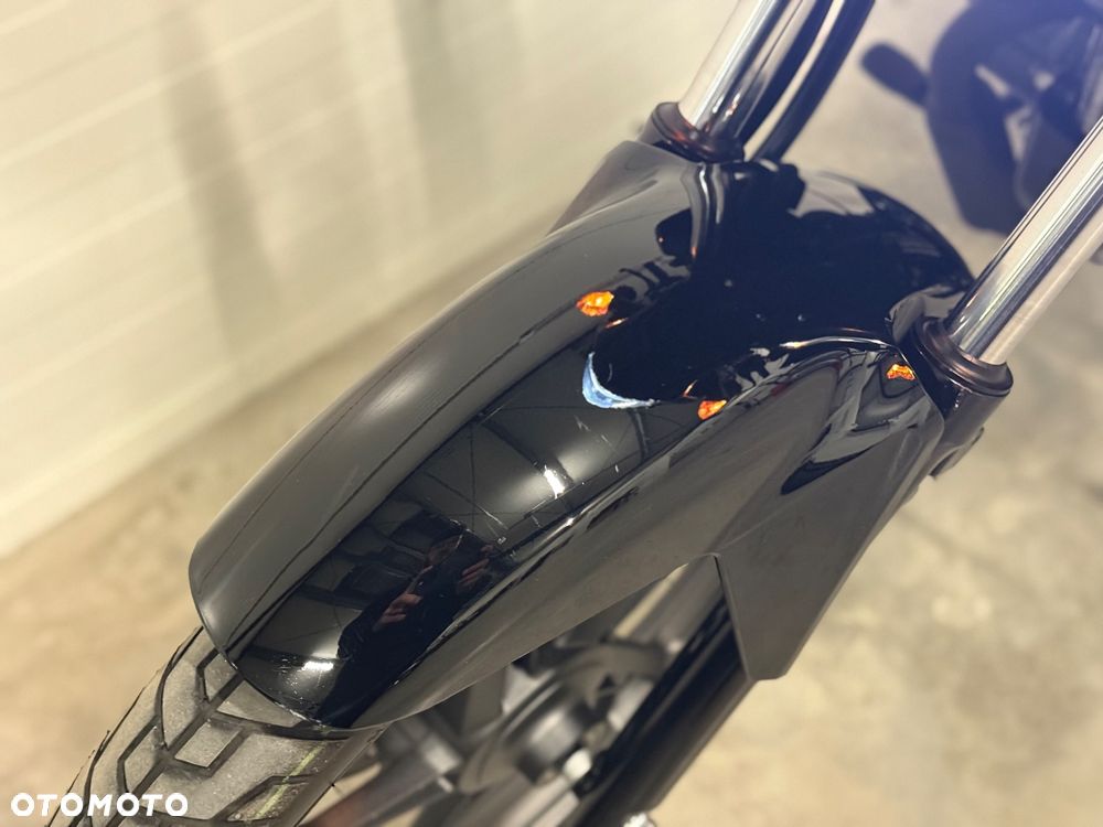 Honda CB - 23