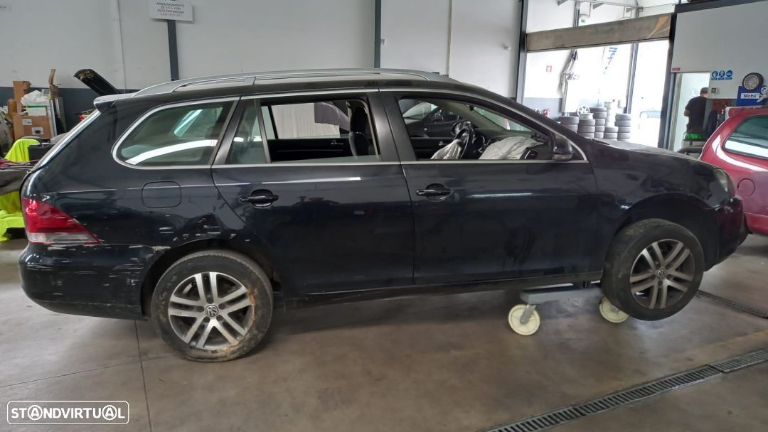 Eixo traseiro VW Golf VI Variant 1.6 tdi 105cv CAY CAYC de 2010 - 1