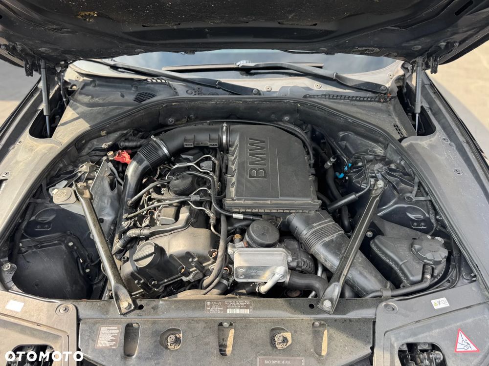 BMW Seria 5 535i - 8