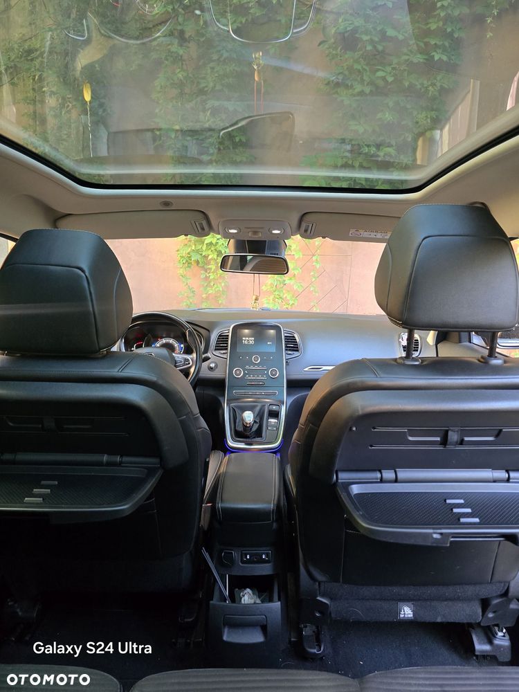 Renault Scenic 1.2 TCe Energy Bose - 32