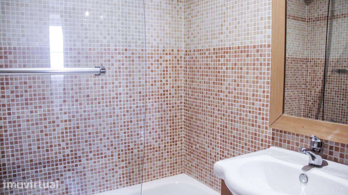 Apartamento com 1 quartos - localizado em Princípe Real Lisbon - Grande imagem: 4/14