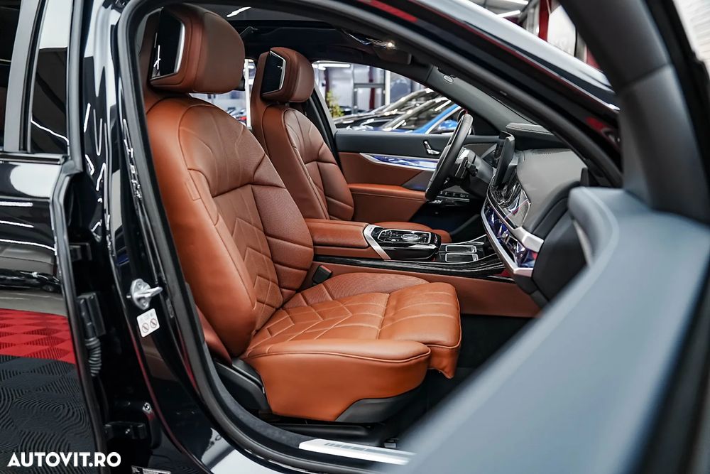BMW Seria 7 750e xDrive AT PHEV - 17