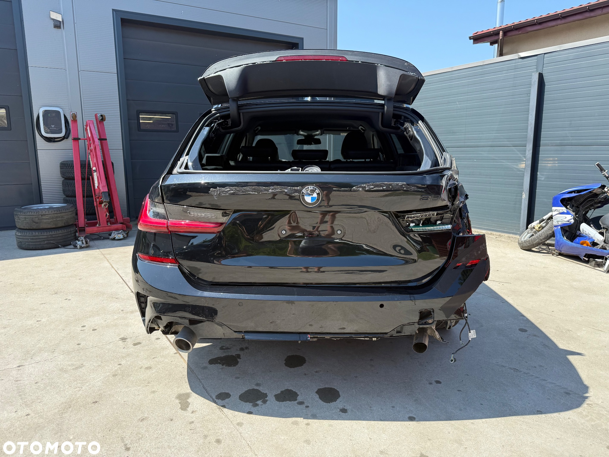 BMW Seria 3 330i M Sport sport - 17