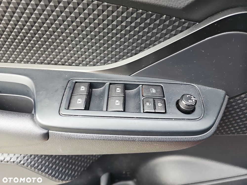 Toyota C-HR 1.8 Hybrid Comfort - 19