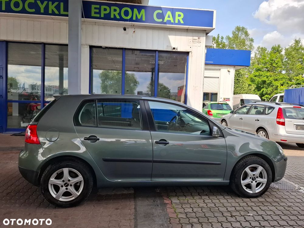 Volkswagen Golf 1.6 Comfortline - 10