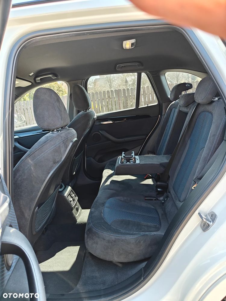 BMW X1 sDrive18d M Sport - 25