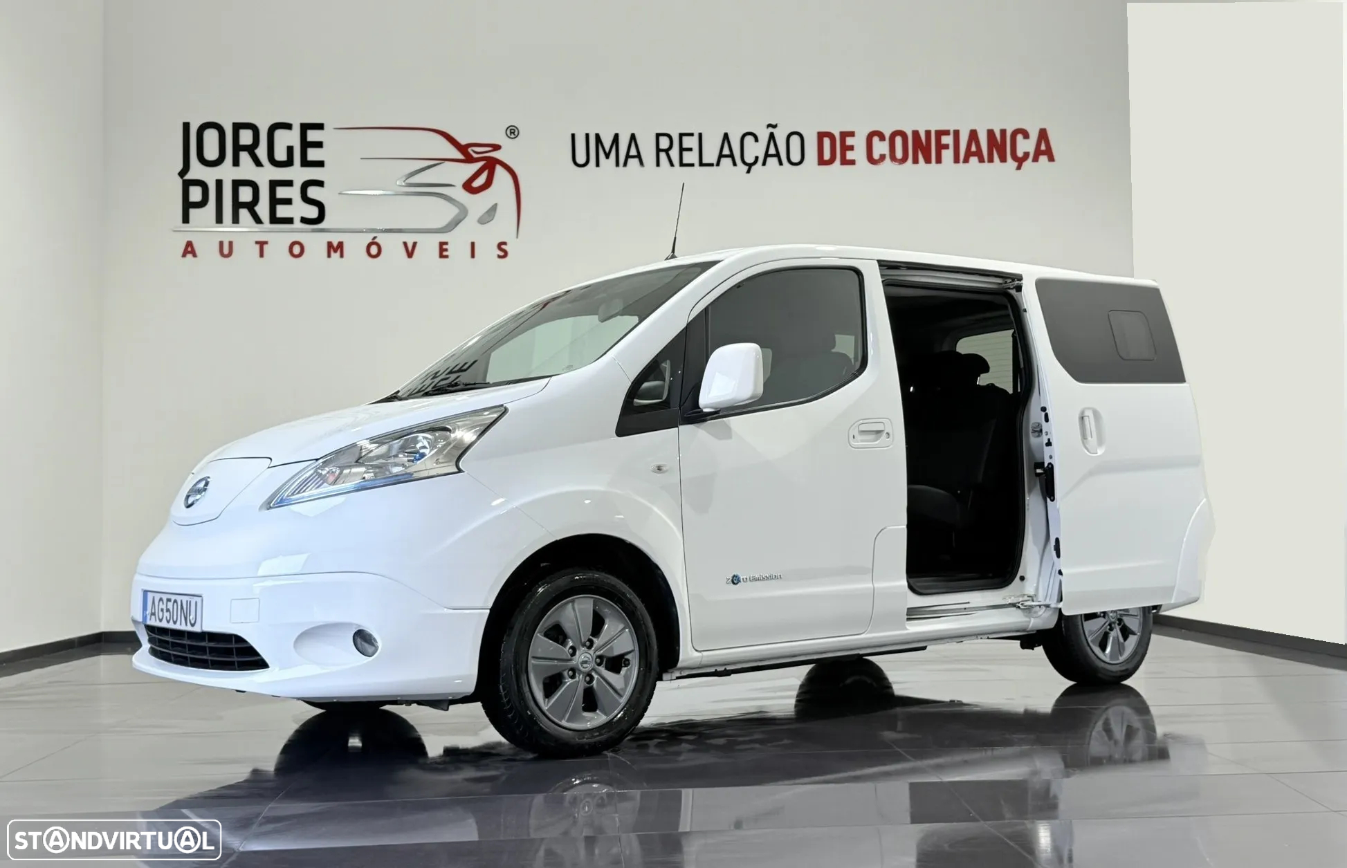 Nissan NV200 Evalia - 10