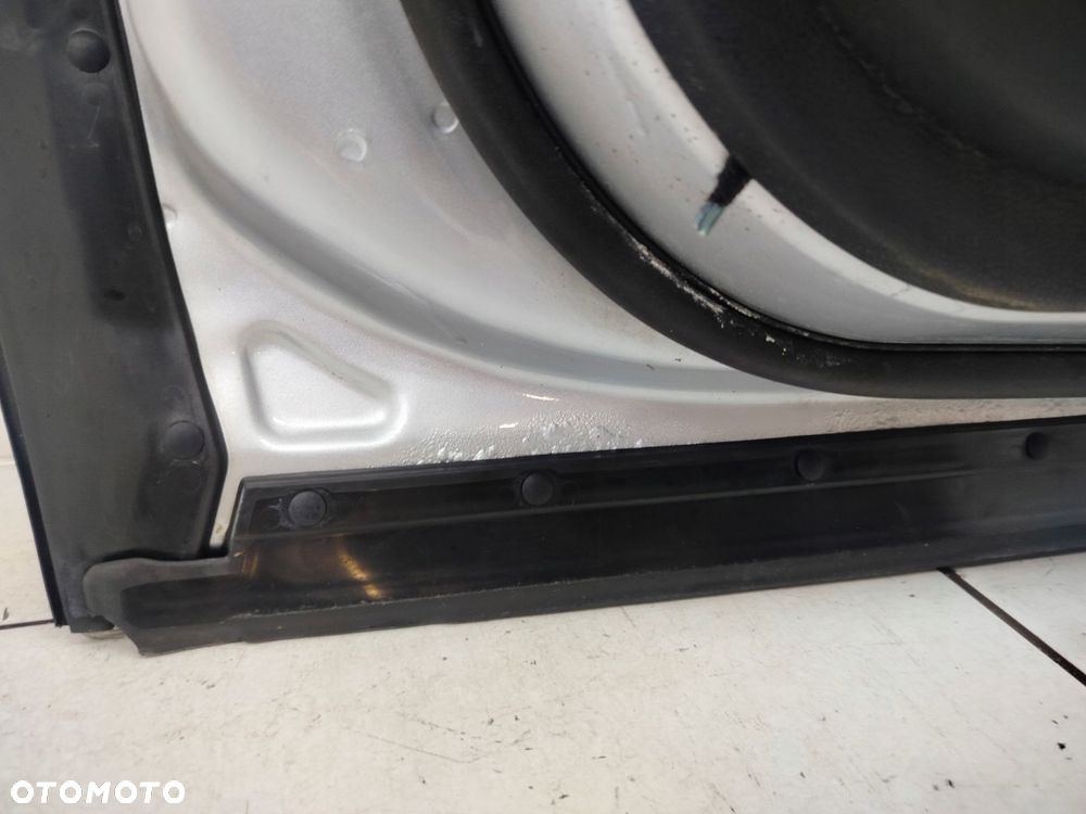 mercedes ml w164 05r- drzwi prawe przednie prawy przód 775 - 15