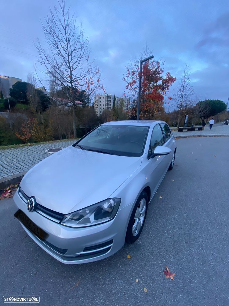 VW Golf 1.6 TDi Confortline - 3