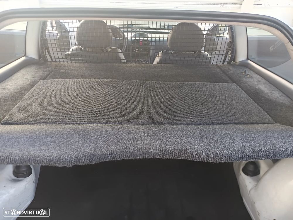 Opel Corsa 1.7 DTi - 16