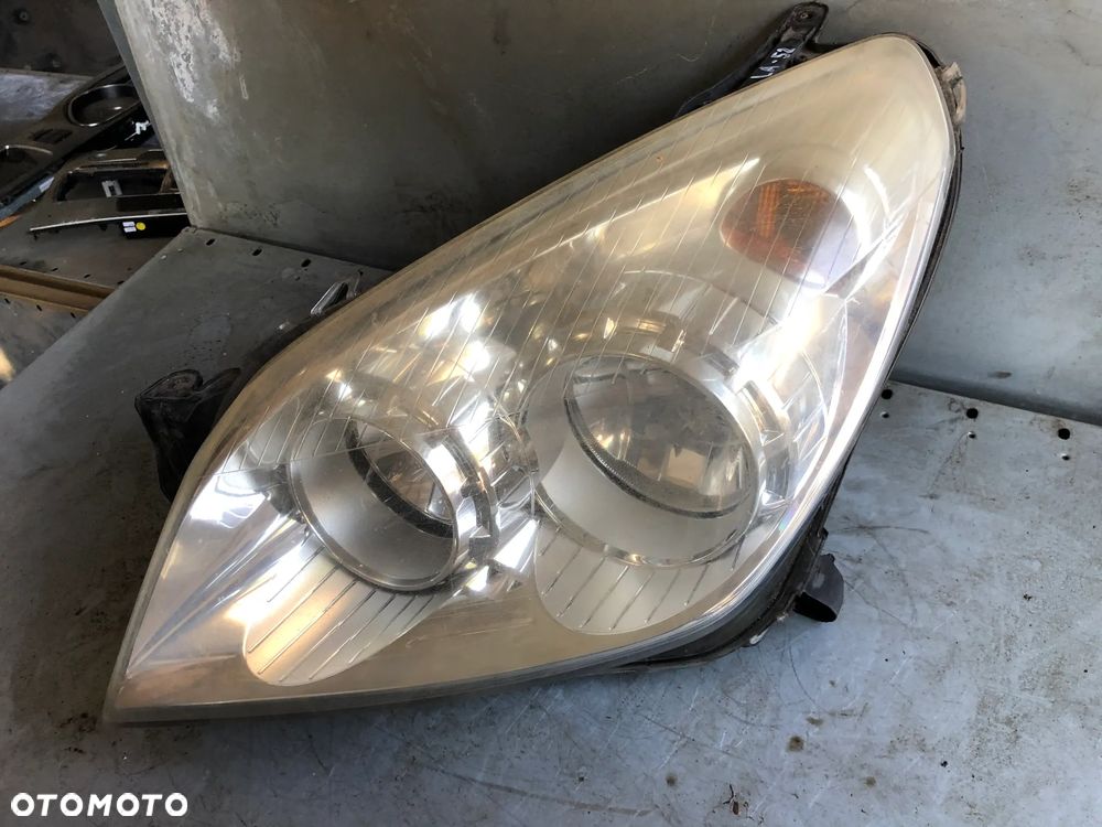 LA-52 . Lampa Lewy Przód 13239286 LH Opel Astra H 2006R Angielska 1LG270370-43 - Gwarancja Wysyłka - 2