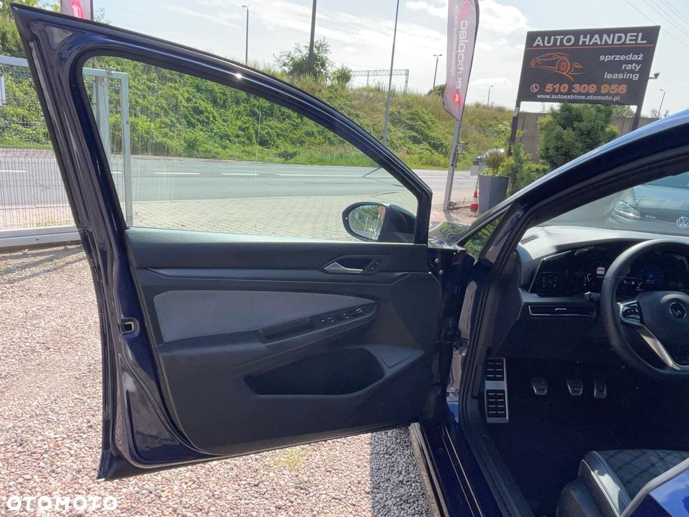Volkswagen Golf 1.5 TSI OPF R-Line - 24
