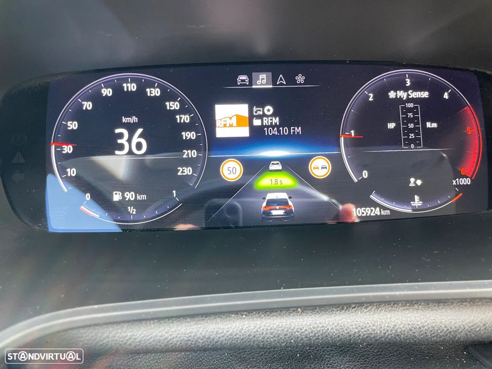 Renault Mégane Sport Tourer ver-1-5-blue-dci-r-s-line - 17