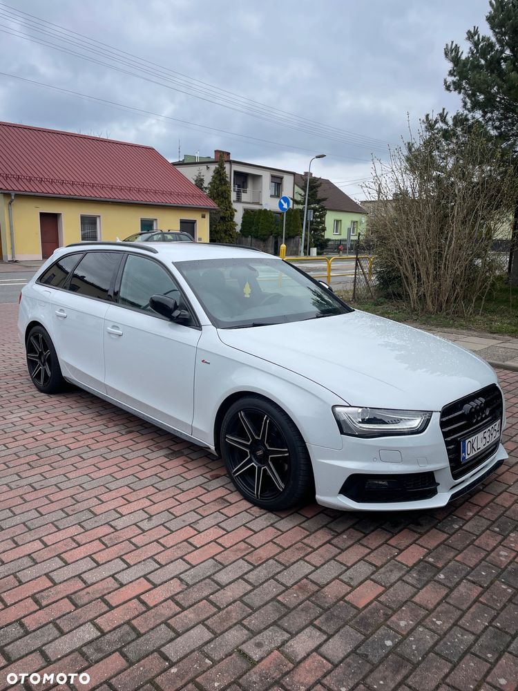 Audi A4 Avant 2.0 TDI Multitronic - 31