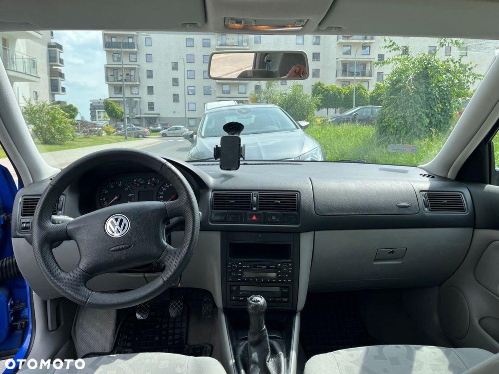 Volkswagen Golf 1.6 Trendline - 9
