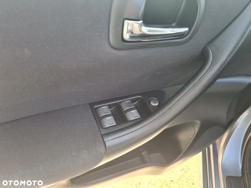 Honda Civic 1.6i ES - 8