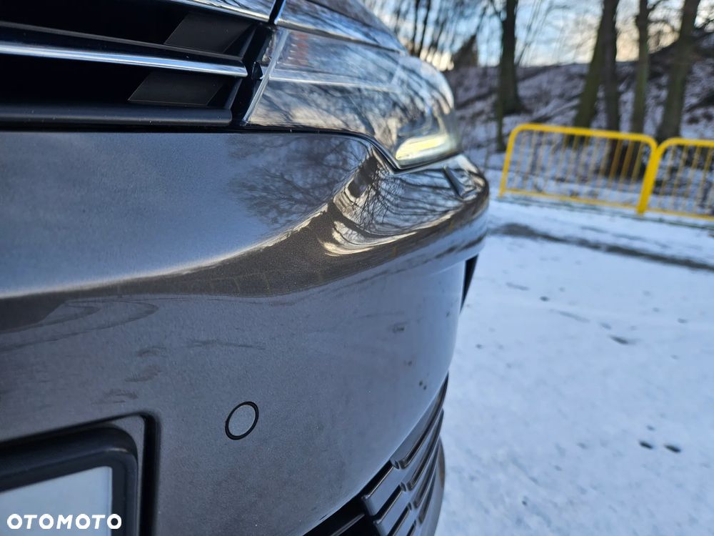 Toyota Corolla 1.6 Premium - 4