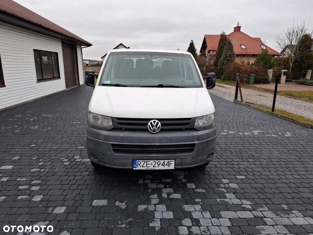 Volkswagen Transporter - 2