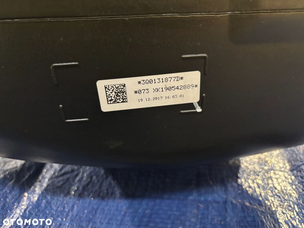 Skoda Superb III 2,0 TDI zbiornik pompa Adblue 3Q0131877D 5Q0131969F - 7