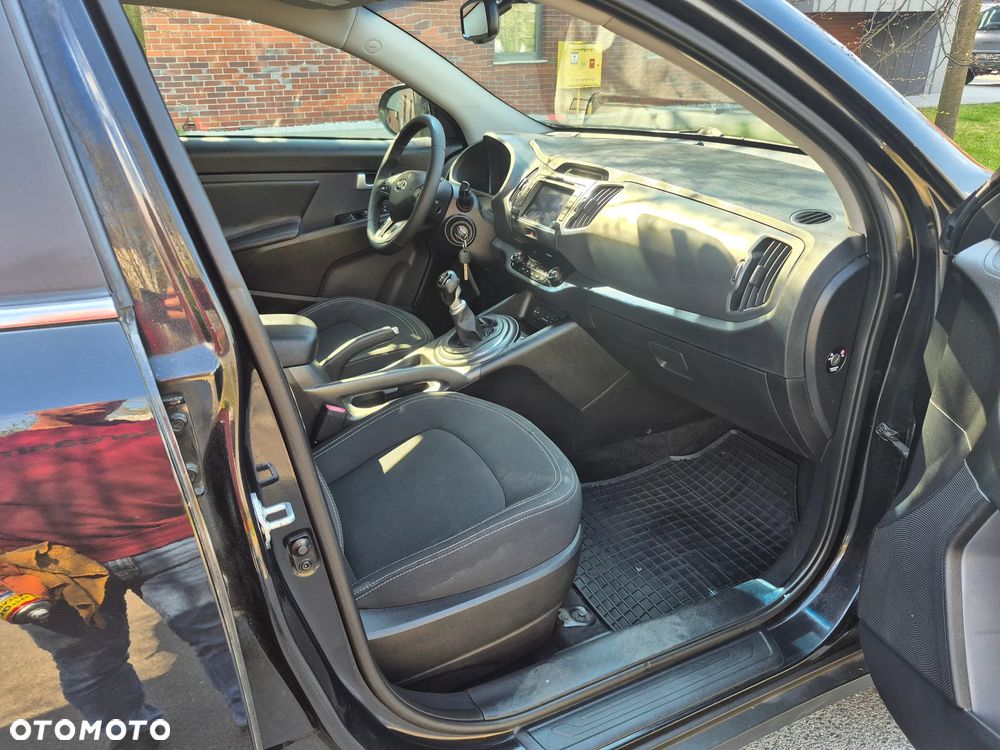 Kia Sportage 1.6 GDI 2WD DREAM-TEAM EDITION - 13