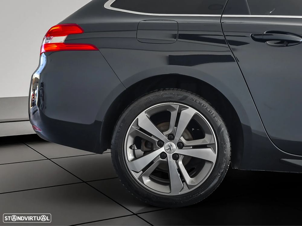 Peugeot 308 1.5 BlueHDi GT Line EAT8 - 17