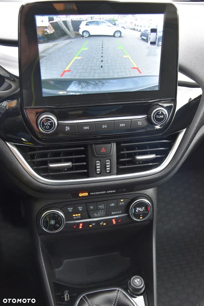 Ford Fiesta 1.0 EcoBoost Titanium - 18