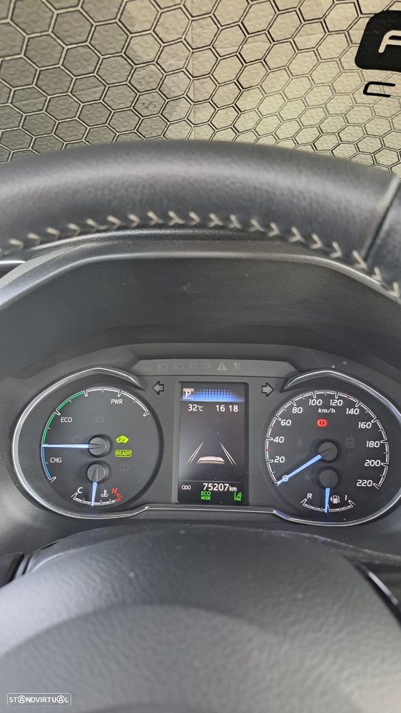 Toyota Yaris 1.5 HSD Exclusive+P.Luxury - 5