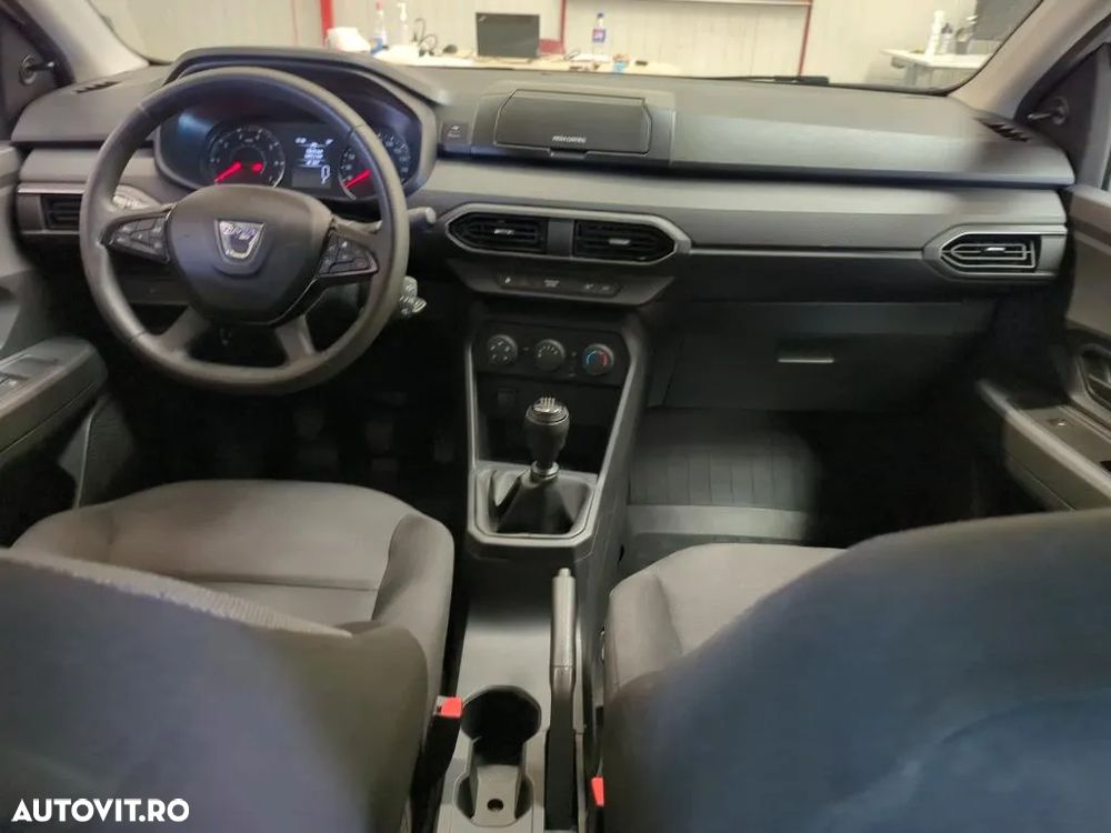 Dacia Logan - 4