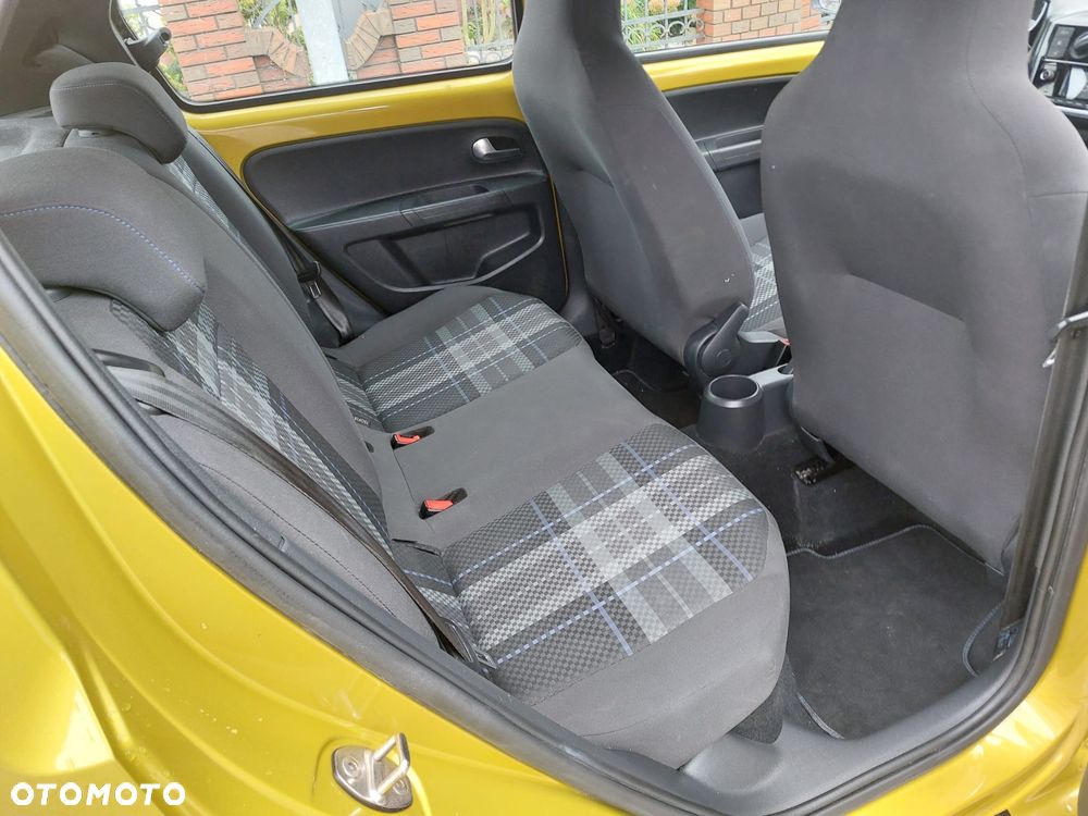 Volkswagen up! club - 6