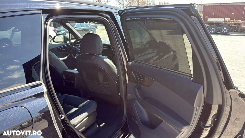 Audi Q7 55 TFSI quattro Tiptronic competition plus - 22