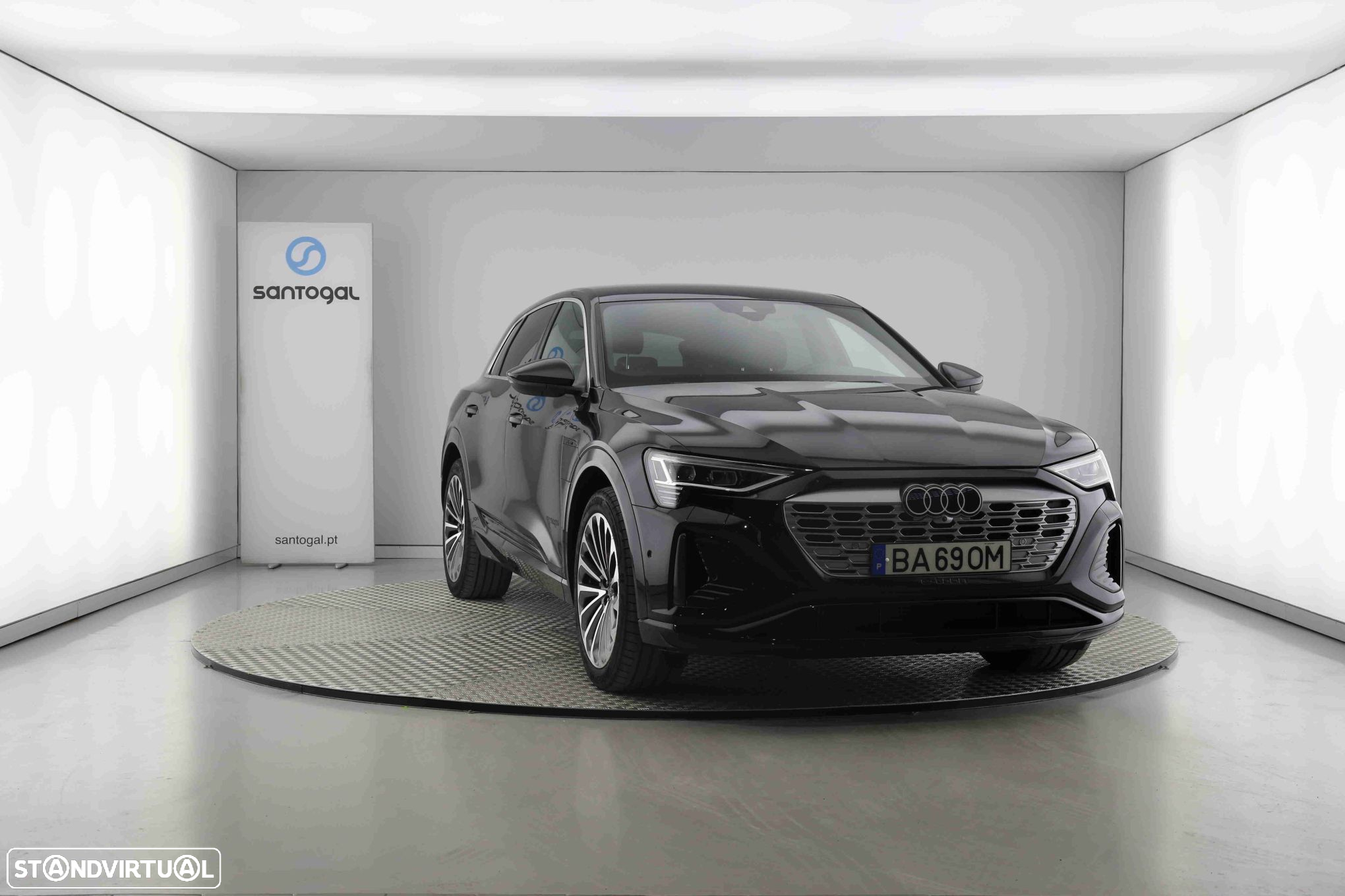 Audi Q8 e-Tron 50 quattro S line - 7