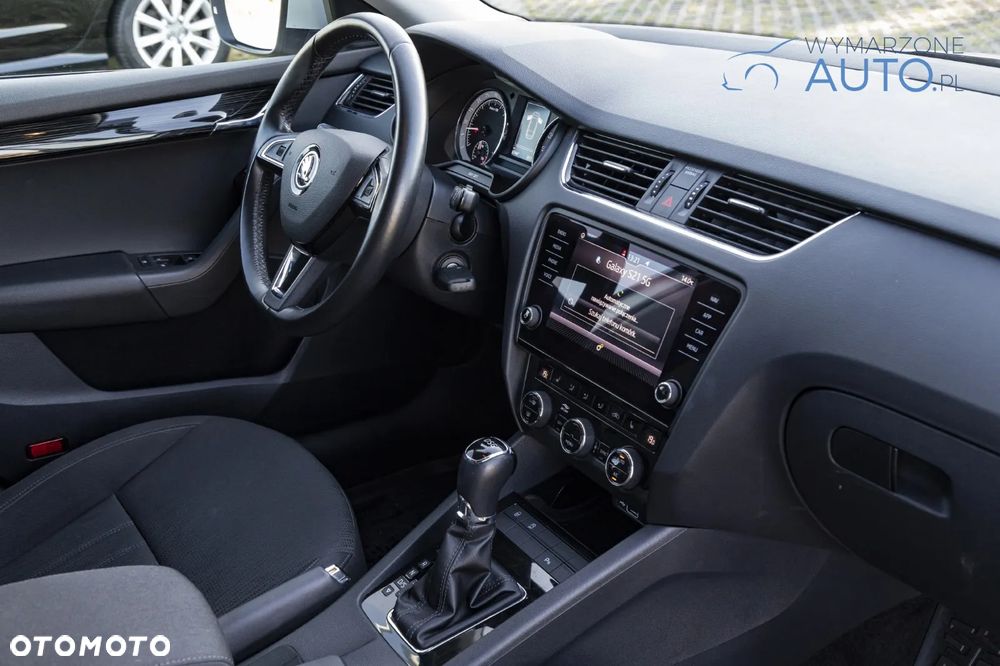 Skoda Octavia 2.0 TDI Style DSG - 20