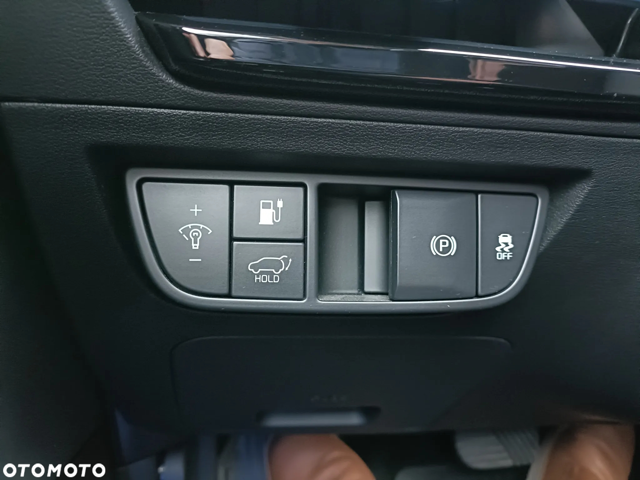 Kia EV6 77.4kWh Plus - 16